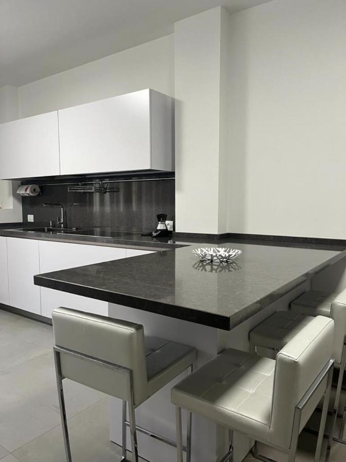 Modern And Spacious Appartement With Beach View. Gallipoli Buitenkant foto